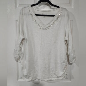 Lane Bryant Cotton Slub White Beaded Neckline 3/4 Sleeve Shirt in Size 18/20 2X